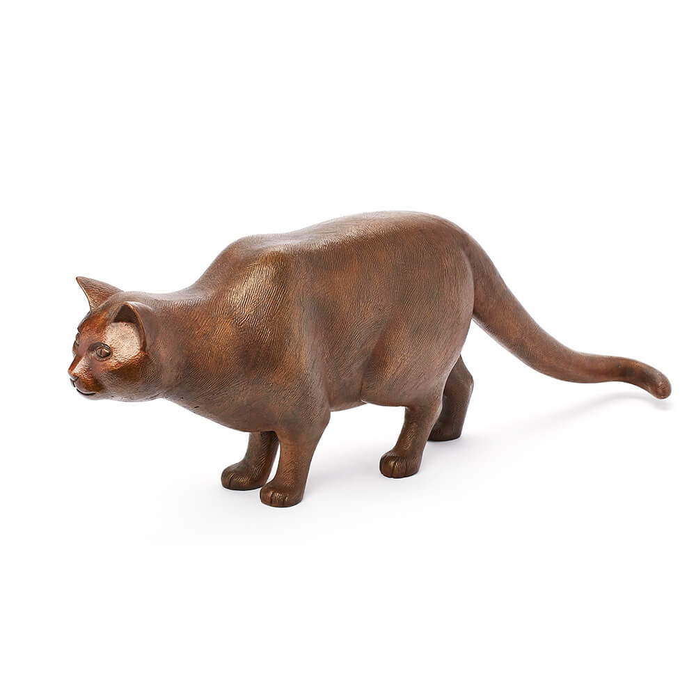 Katze • Bronze • H 24 cm, L 74 cm • um 1980 • Preis auf Anfrage